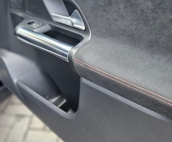 Mercedes-Benz GLA 220 d 8G-DCT full