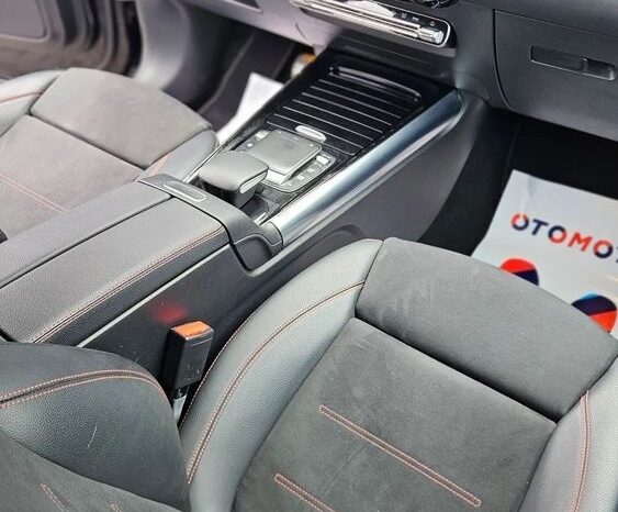 Mercedes-Benz GLA 220 d 8G-DCT full