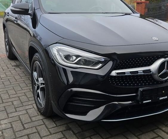 Mercedes-Benz GLA 220 d 8G-DCT full