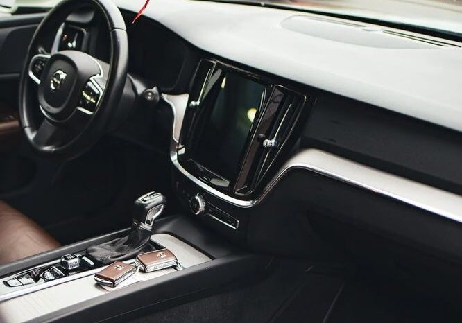 Volvo V60 D4 Geartronic Inscription full