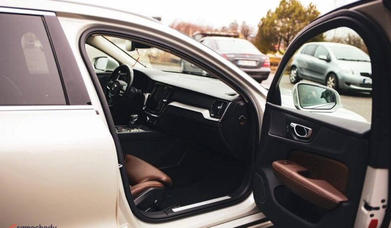 Volvo V60 D4 Geartronic Inscription full