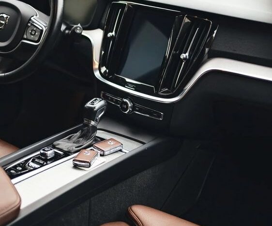 Volvo V60 D4 Geartronic Inscription full