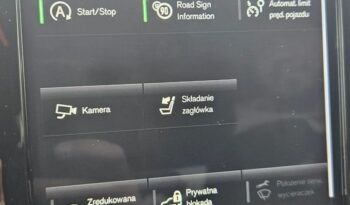 Volvo XC 40 D3 Momentum Pro full