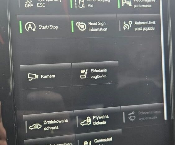 Volvo XC 40 D3 Momentum Pro full