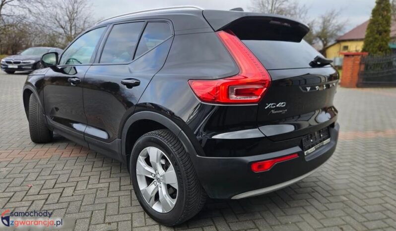 Volvo XC 40 D3 Momentum Pro full