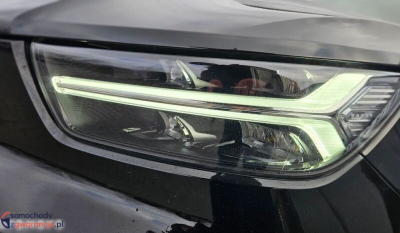 Volvo XC 40 D3 Momentum Pro full