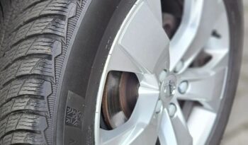 Volvo XC 40 D3 Momentum Pro full