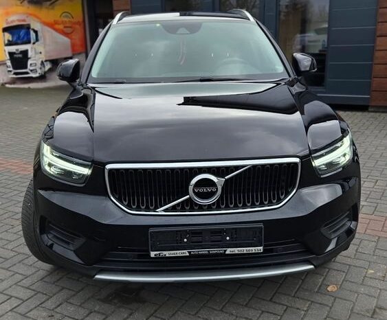 Volvo XC 40 D3 Momentum Pro full