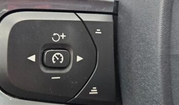 Volvo XC 40 D3 Momentum Pro full