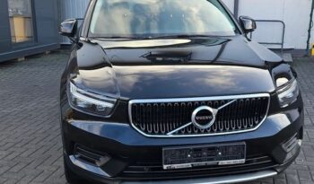 Volvo XC 40 D3 Momentum Pro full