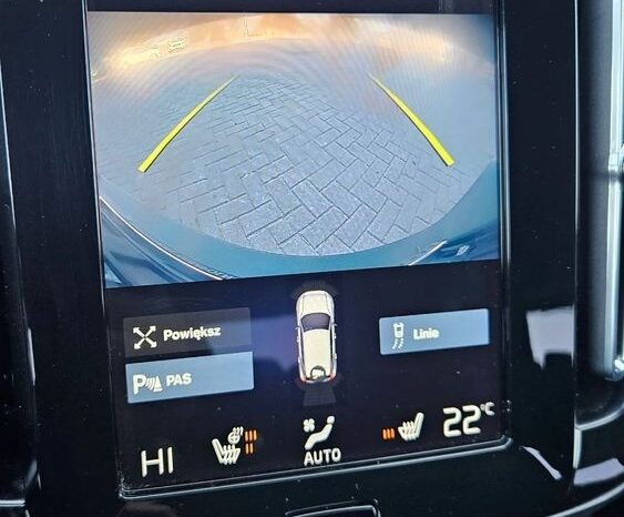 Volvo XC 40 D3 Geartronic Momentum Pro full