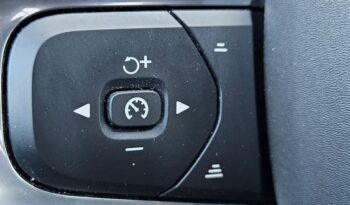 Volvo XC 40 D3 Geartronic Momentum Pro full