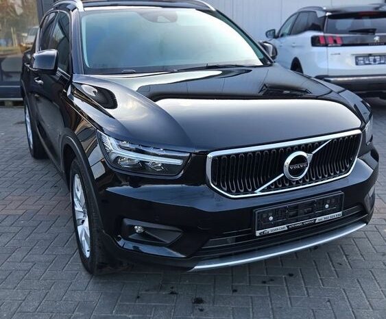 Volvo XC 40 D3 Geartronic Momentum Pro full