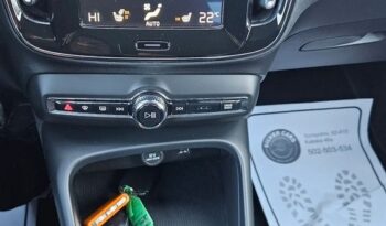 Volvo XC 40 D3 Geartronic Momentum Pro full