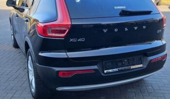 Volvo XC 40 D3 Geartronic Momentum Pro full