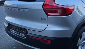 Volvo XC 40 D3 Geartronic Momentum Pro full