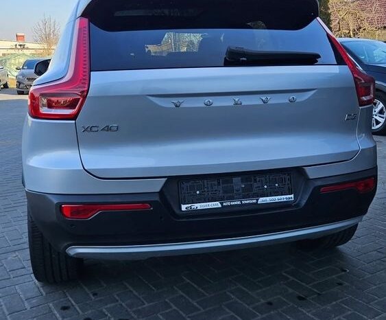 Volvo XC 40 D3 Geartronic Momentum Pro full