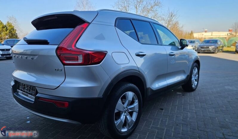 Volvo XC 40 D3 Geartronic Momentum Pro full