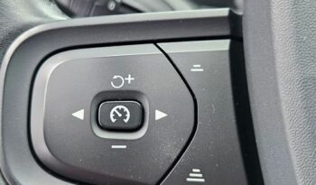 Volvo XC 40 D3 Momentum full