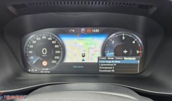 Volvo XC 40 D3 Momentum full