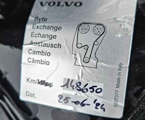 Volvo XC 40 D3 Momentum full