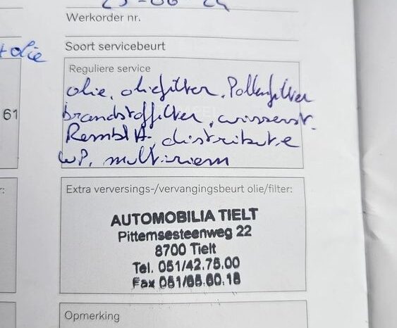 Volvo XC 40 D3 Momentum full