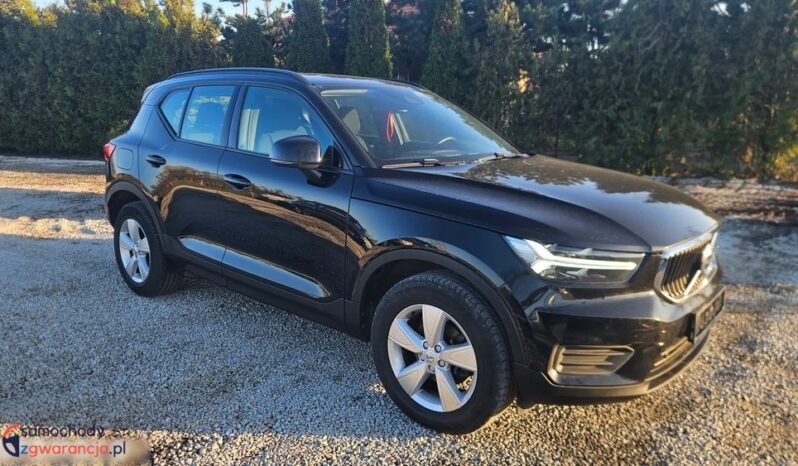 Volvo XC 40 D3 Momentum full