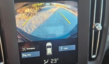 Volvo XC 40 D3 Momentum full