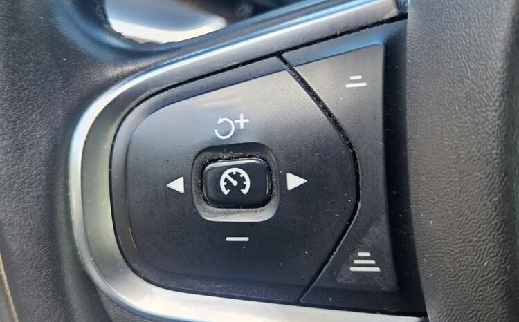 Volvo XC 60 D4 Geartronic Momentum Pro full