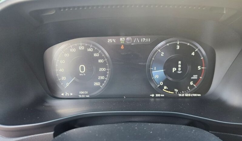 Volvo XC 40 D3 Geartronic Inscription full