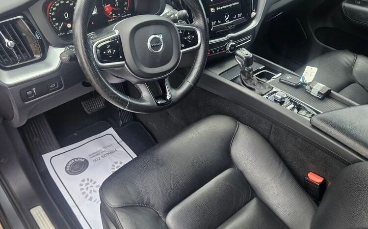 Volvo XC 60 D4 Geartronic Momentum Pro full