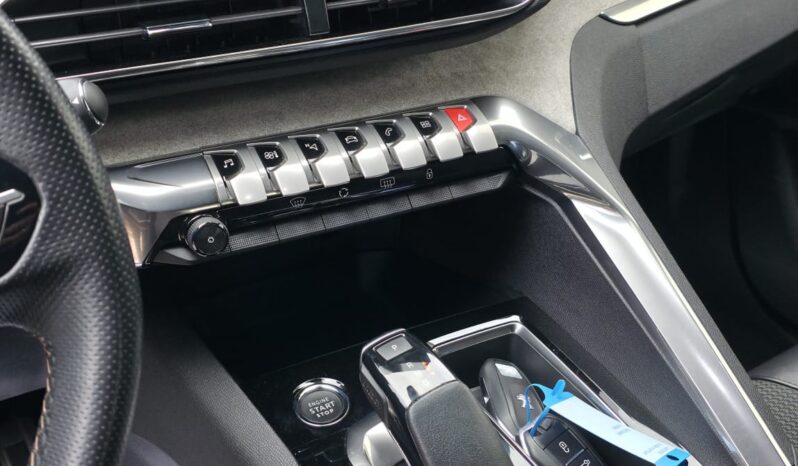 SUV PEUGEOT 3008  2022 Diesel Automatyczna FWD (przód) Czerwony 5 5 Włochy Metalik full